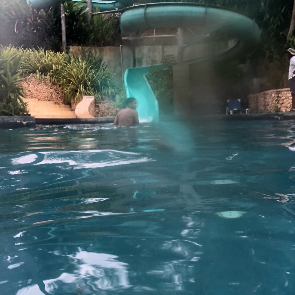 Meet your Posher, Natashs